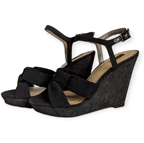 G.I.L.I Sandals Kahlie Printed Padded Insole Wedge Heels Women's Black Size 6M - Picture 1 of 13